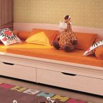 Divano letto per adolescenti con cassetti