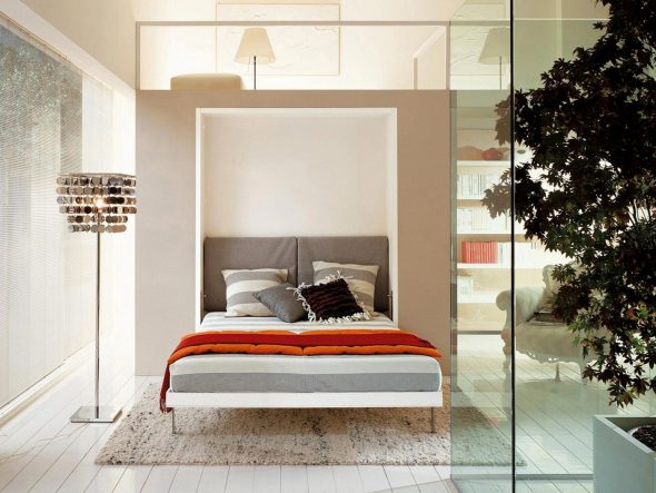 Letto che si ripiega nel muro