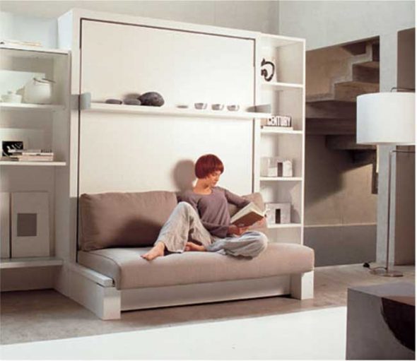 Letto integrato in un armadio
