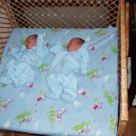 Culla per gemelli neonati fino a 4-5 mesi