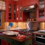 Set da cucina color vino rosso