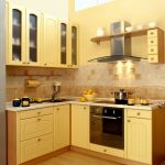 mobile angolare in cucina