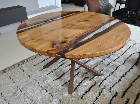 Piano del tavolo monocolore o trasparente