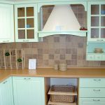 mobile angolare in cucina turchese