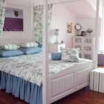 Copriletto in stile provenzale