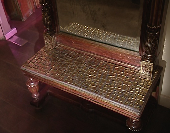 Restauro dello specchio nel design
