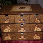 cassettiera con decoupage