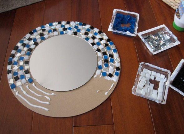 Crea un ricamo a mosaico di diamanti
