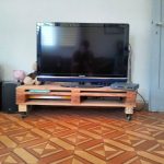 Mobile TV in pallet