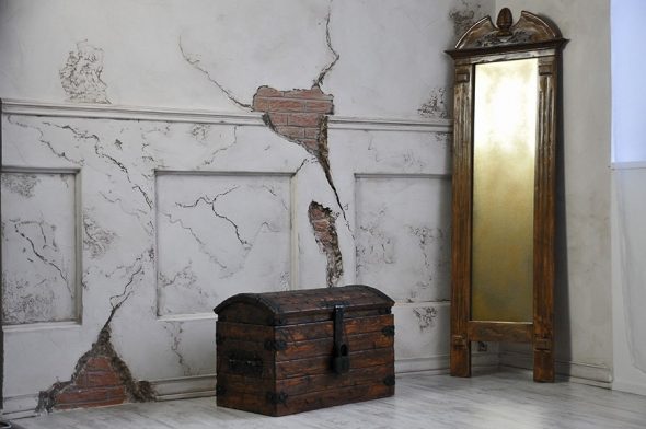 grande specchio antico