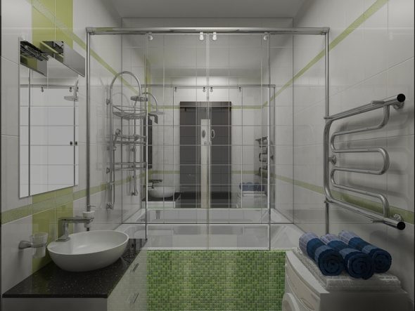 grande specchio sulla parete del bagno