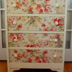 mobili, decorazioni, carta da parati, cassettiera