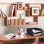 scaffali in legno