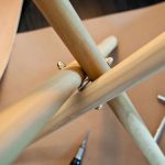elementi di fissaggio per gambe di sedie
