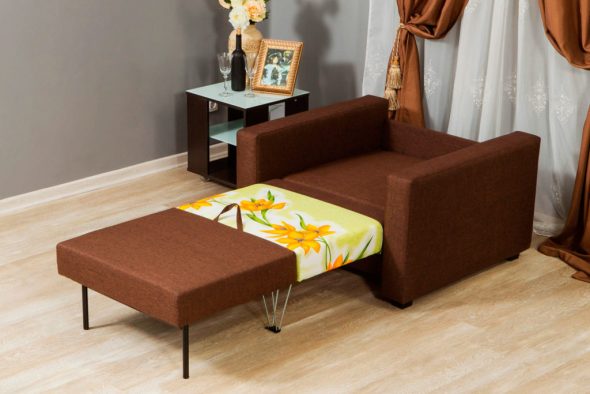 poltrona letto marrone