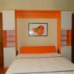 letto in un ascensore per armadio
