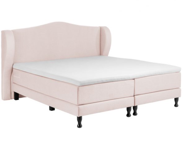 letto rosa in stile provenzale