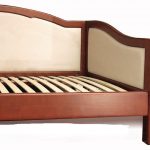 divano letto in legno per adolescenti