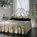 letto in ferro battuto chic all'interno