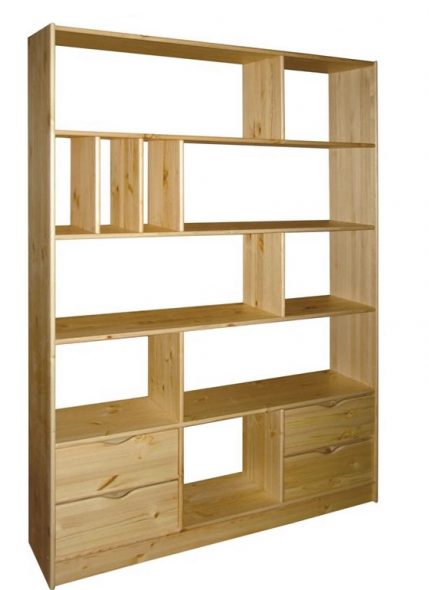 scaffalatura nella stanza