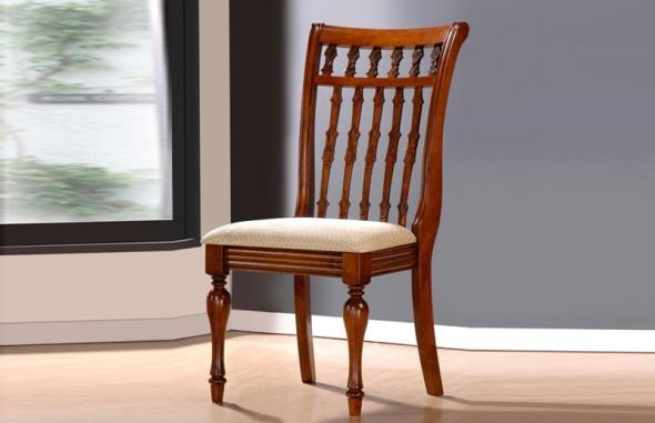 sedia di legno