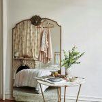 mirrors in the room