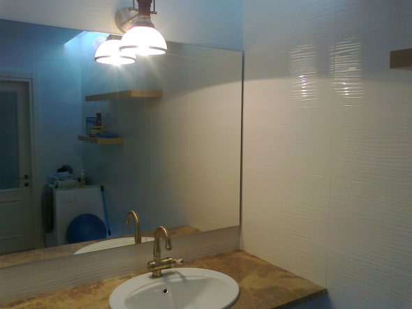 specchio in bagno