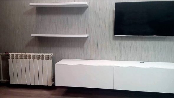 Mensola porta TV bianca - lucida senza maniglie