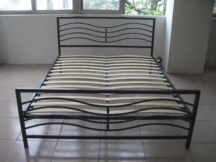 Letto matrimoniale fai da te