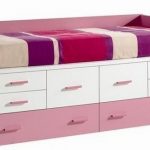 Letto per bambina con cassetti