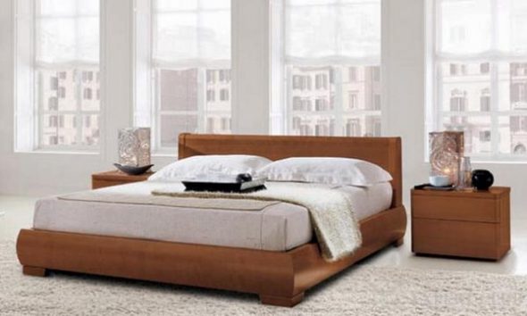 Letto in stile moderno realizzato in legno massello
