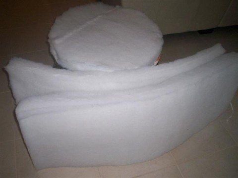 Avvolgerlo con gommapiuma o imbottitura sintetica