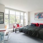Letti sospesi nel design della camera da letto