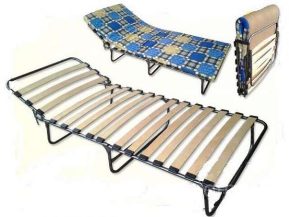 Letto pieghevole per il riposo