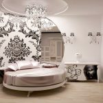 Installazione di un letto rotondo in una camera da letto dal design moderno
