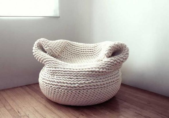 Pouf lavorato a maglia con le tue mani