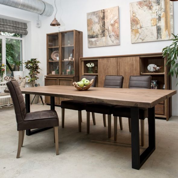 design del tavolo in legno