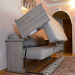 il divano si trasforma in un letto a castello