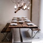 tavolo in legno stile scandinavo