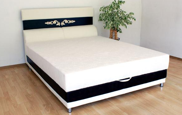 Letto matrimoniale con materasso ortopedico