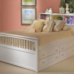 Bellissimo letto per bambini con cassetti contenitore