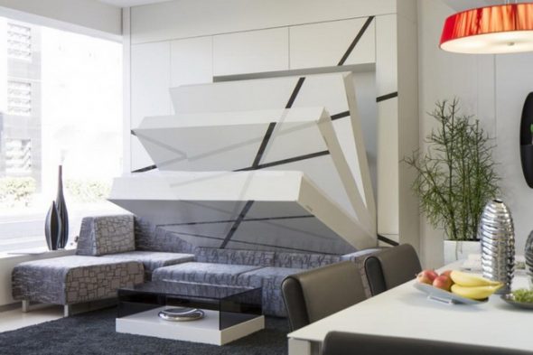 Letto con meccanismo di sollevamento