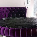 Letto rotondo viola