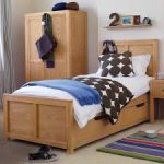 Letto singolo con cassetti contenitore per la cameretta dei bambini