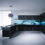 Mobili da cucina neri con illuminazione blu