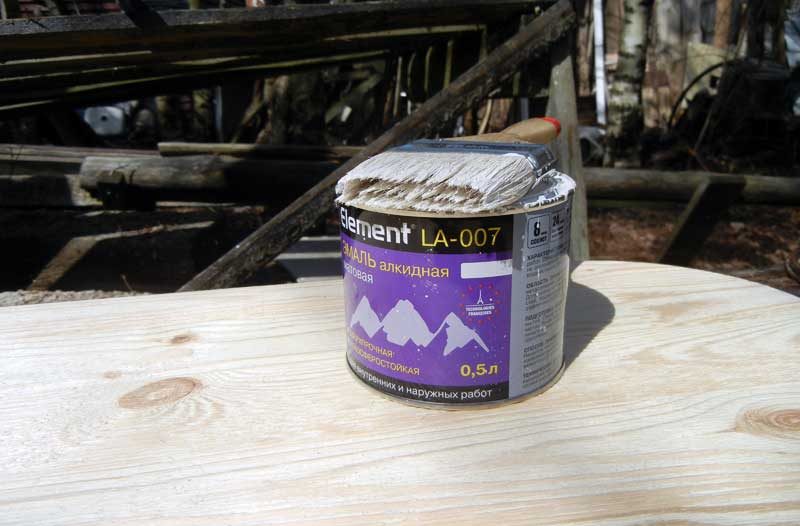 smalto per legno