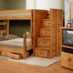 Mobili in legno per la cameretta dei bambini