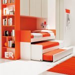 Letto estraibile arancione per bambini