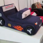 Poltrona letto a forma di macchina per bambino