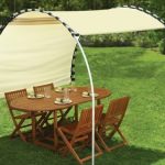 Casetta da giardino con struttura in tubi di plastica